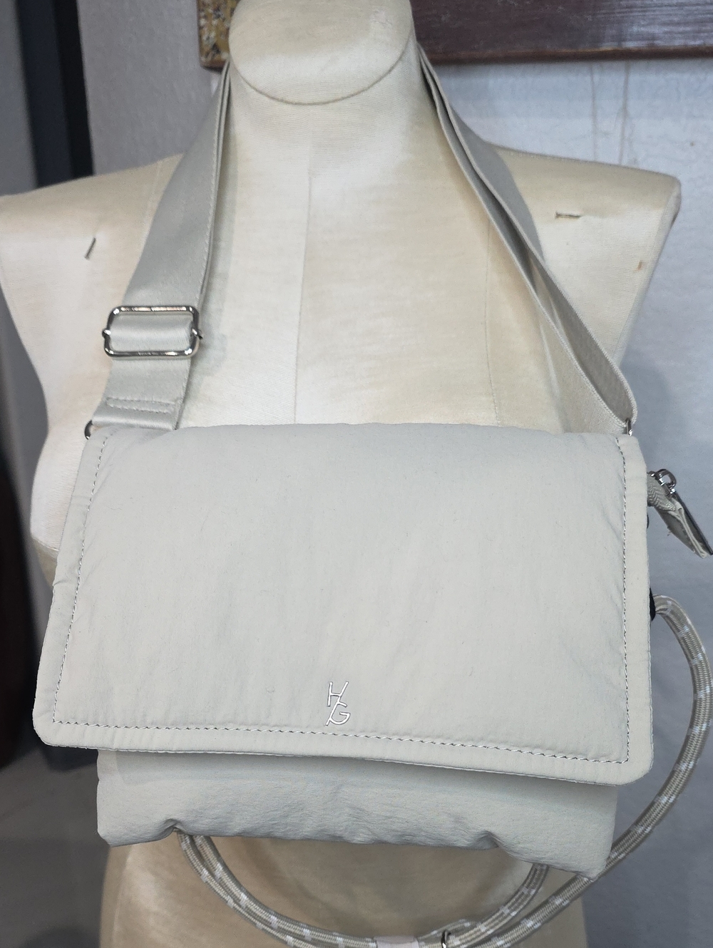 Neutral Light Gray Crossbody Bag with Adjustable Strap